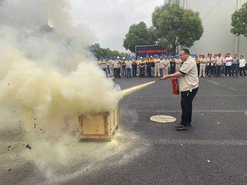 “人人讲安全、个个会应急”——上海创力集团开展“安全月”消防演习活动(图4)