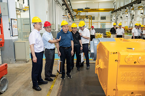 双星耀煤海！创力集团首发大坡度掘锚机与高速采煤机新产品发布会取得圆满成功(图7)