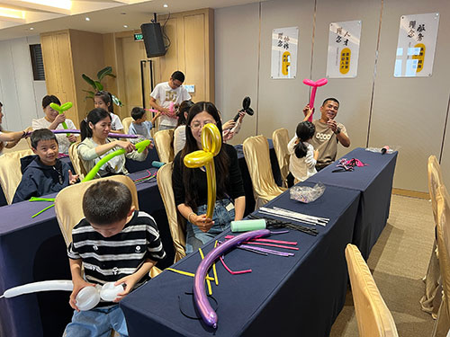 【月满华诞 匠心传情】创力集团举办“团圆庆华诞”亲子活动​(图3)